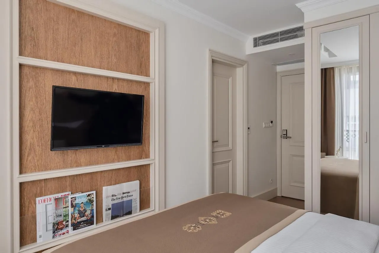 Delita City Hotel Стамбул